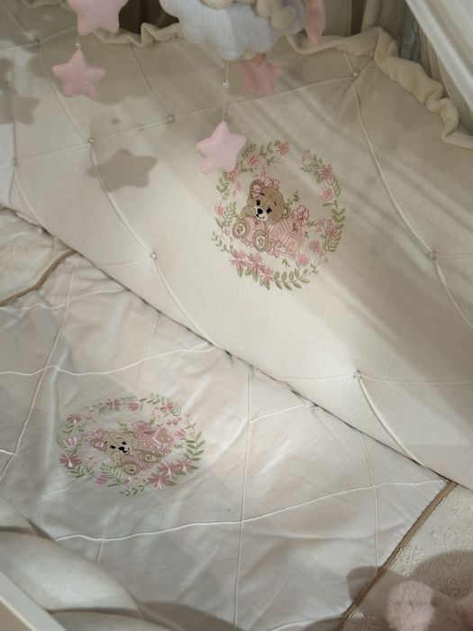 Нове ліжечко з матрасиком бренду «Мама вколихала»та бортиками