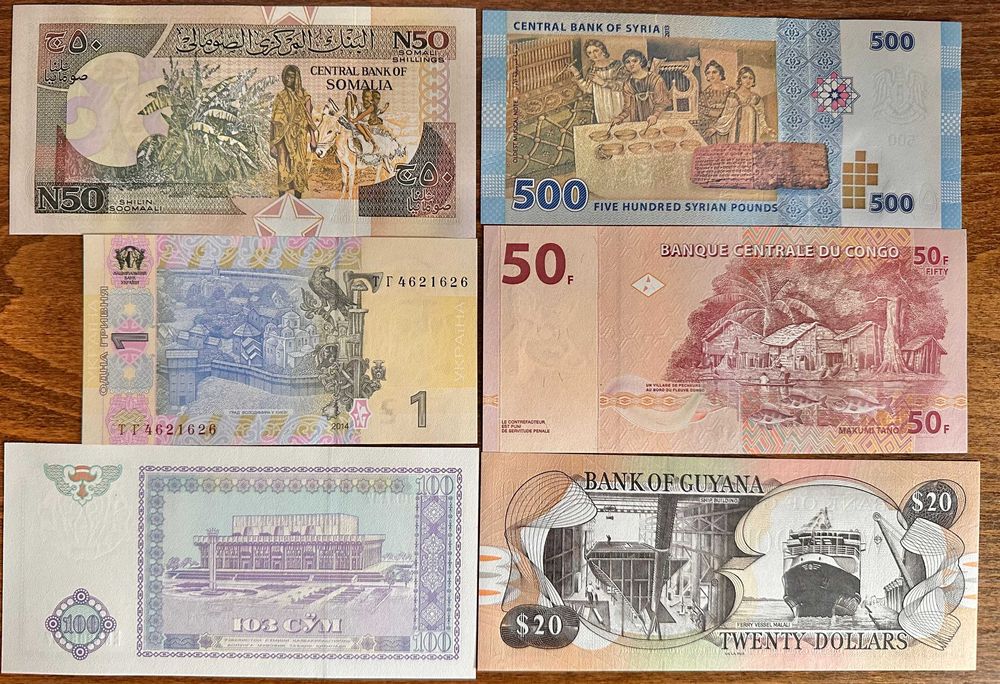 LOTE DE 40 NOTAS NOVAS DE TODO O MUNDO - TODAS UNC