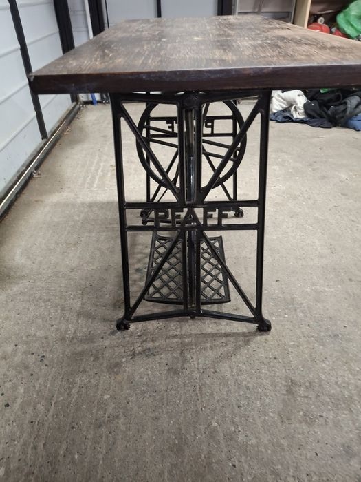 Maszyna do szycia stolik Pfaff