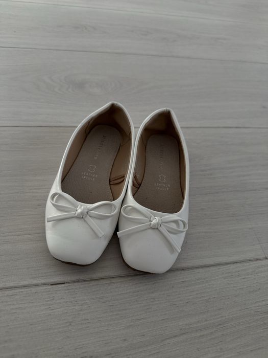 Взуття на дівчинку, балетки, чоботи