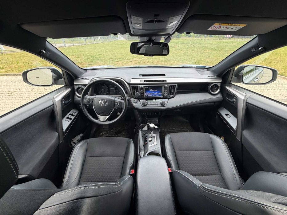 Toyota RAV4 2017
