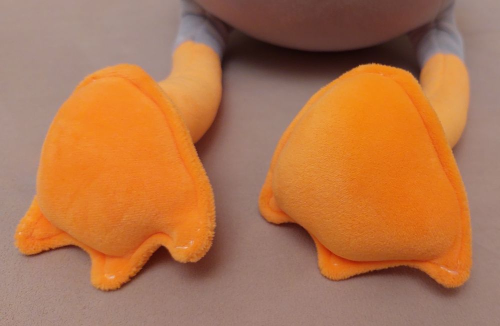 Гусь-обіймусь 56см сірий