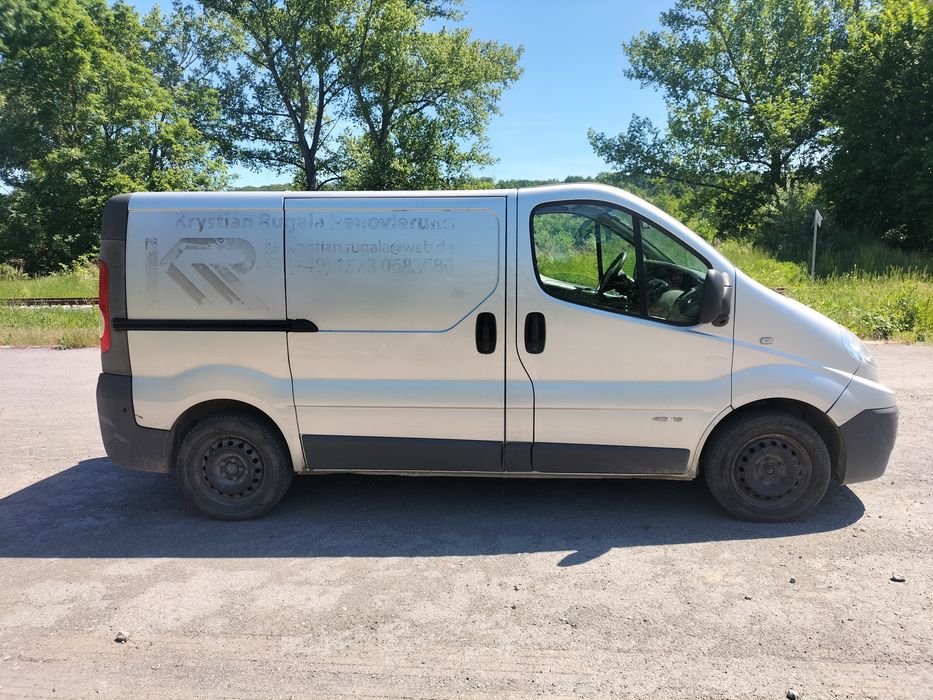 Renault Trafic z hakiem