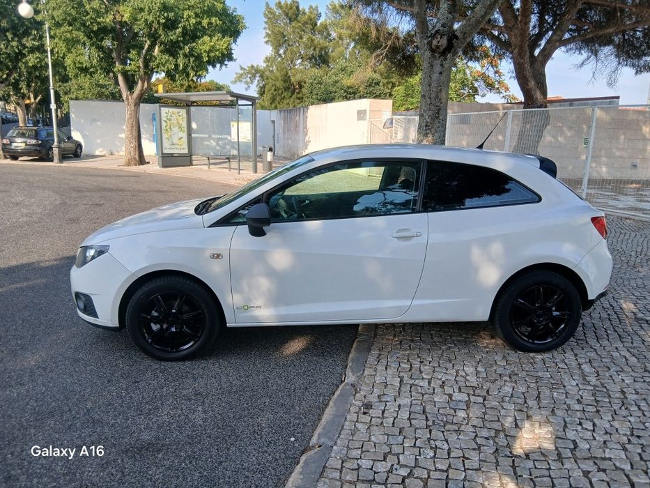 SEAT Ibiza ST — fotografia 4