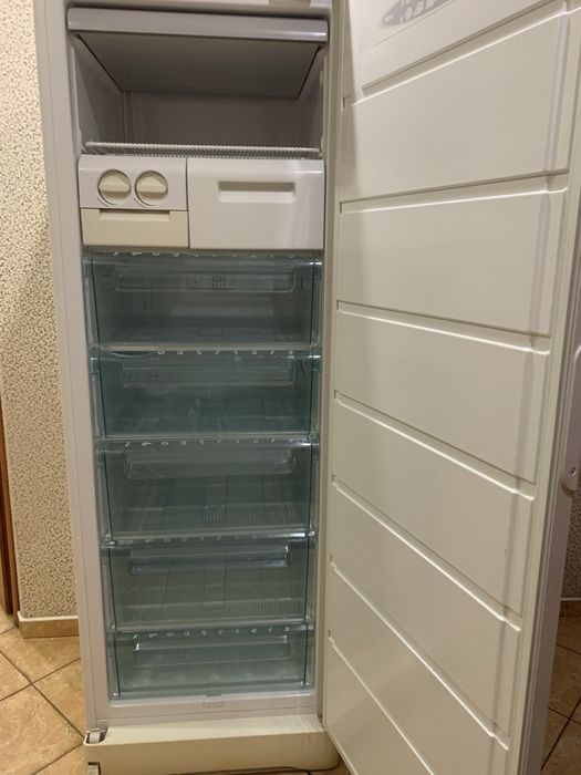 Морозильна камера