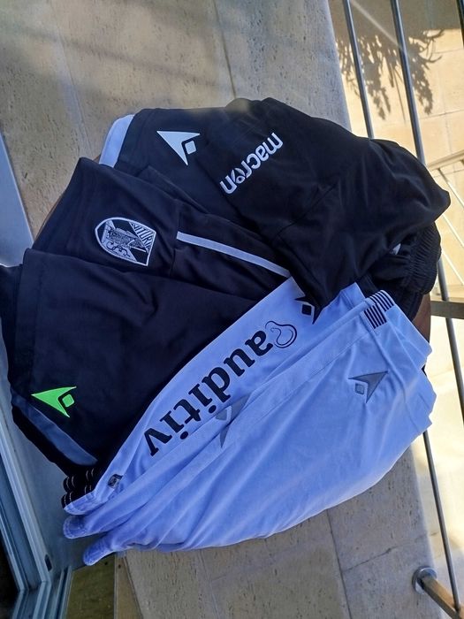 Vitória Sport Club - roupa e mochila original