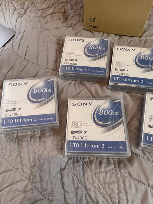 5x taśma LTO 3 Ultrium 400GB / 800GB do streamera.