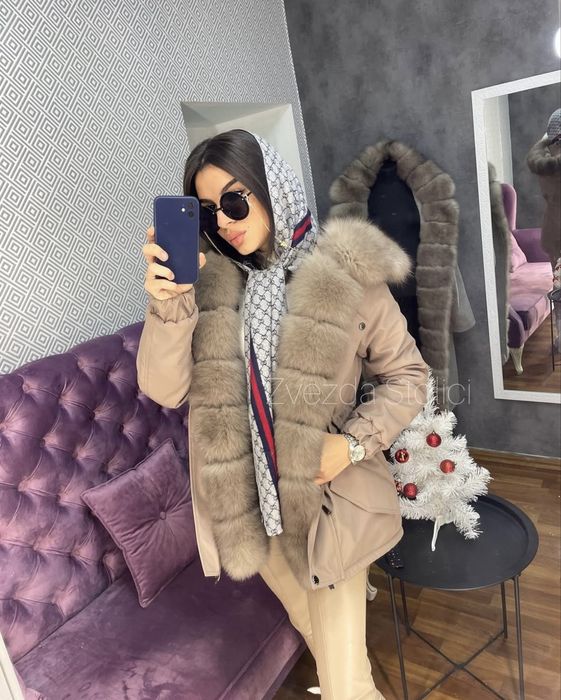 Парка з натуральним хутром