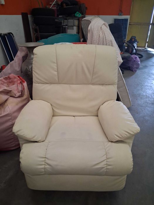 Cadeirão articulado elétrico