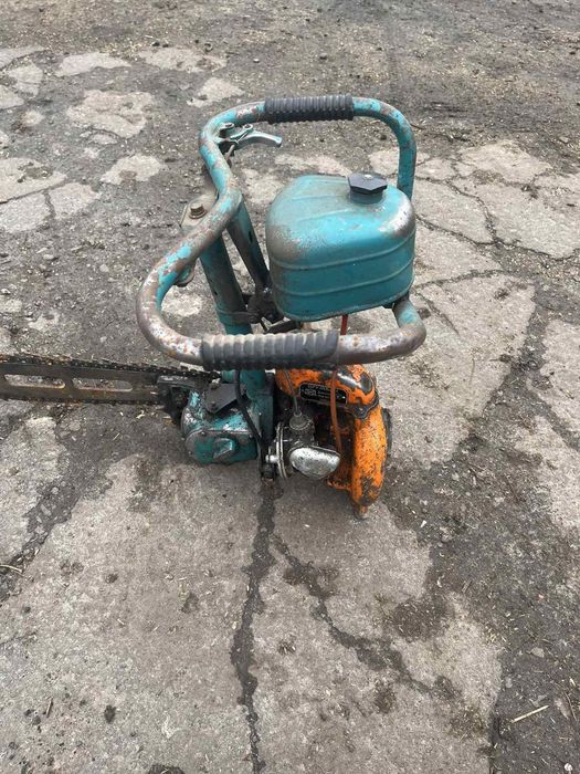 Продам бензопелу