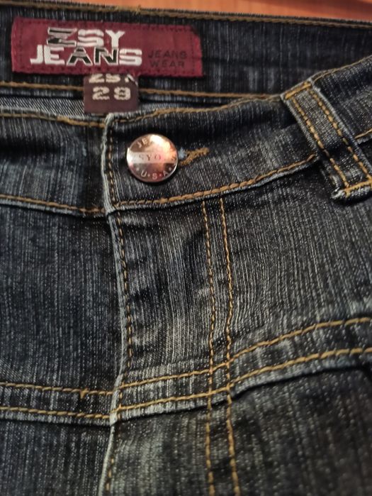 Спідниця  джинсова темно-синя.