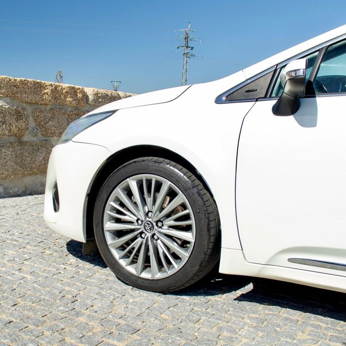 Toyota Avensis SD 2.0 D-4D Premium