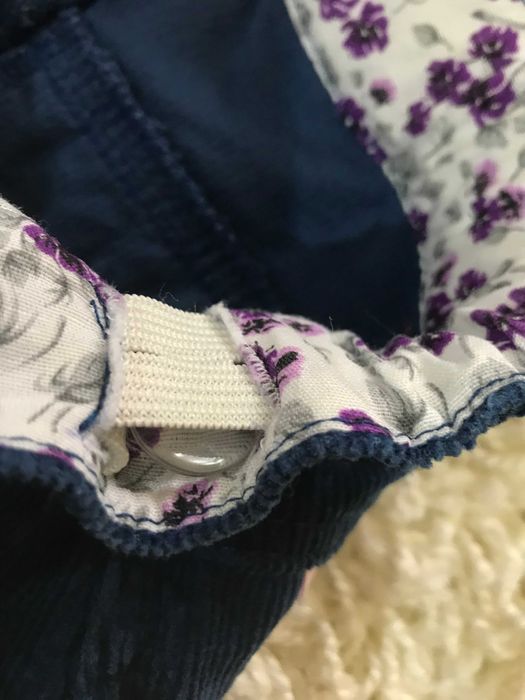 Спідниця вельветова  на 7-8 років