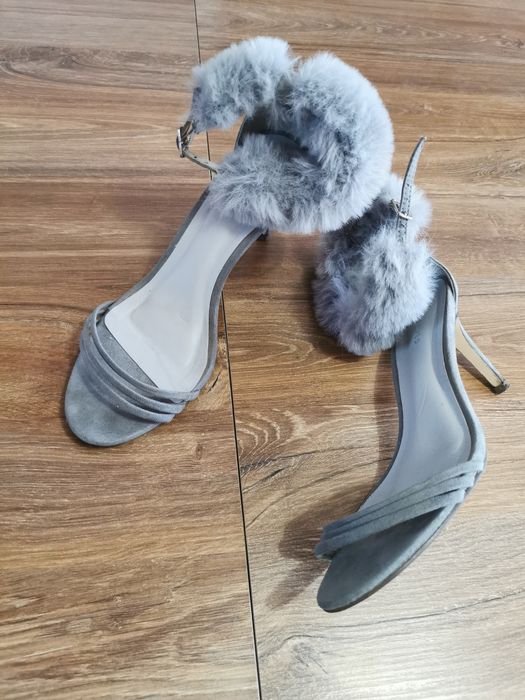 Buty na obcasie sandały na szpilce szpilki sandałki Reserved 37