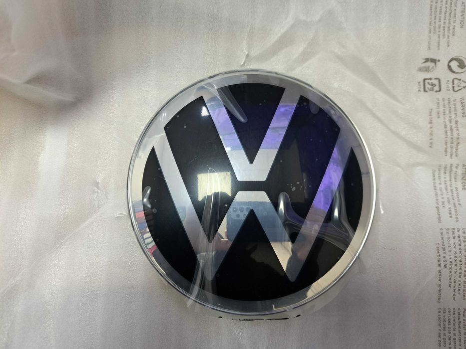Емблема Фольцваген Тігуан 2 під радар 5NA853601M