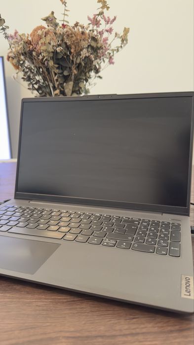 Lenovo Ideapad 5