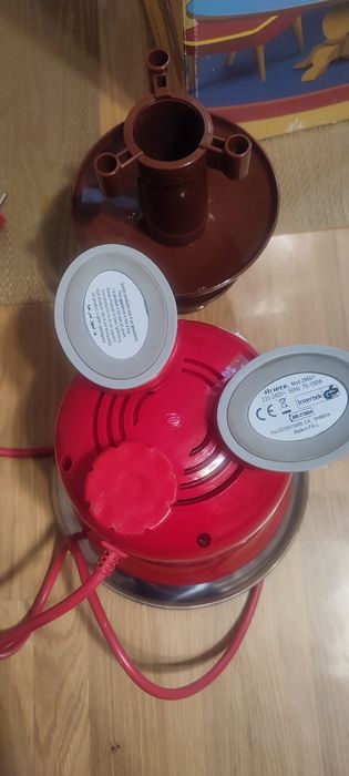 Продам шоколадний фонтан. Ariete2960/1