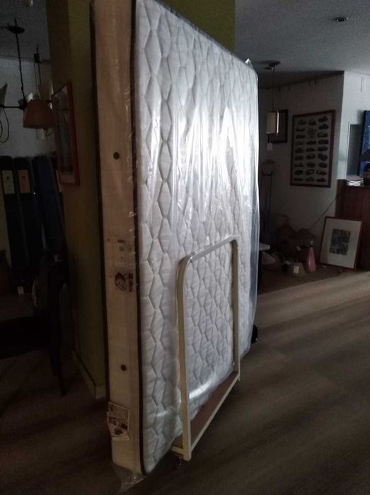 Colchão casal 200 x 140 Ortopédico, NOVO