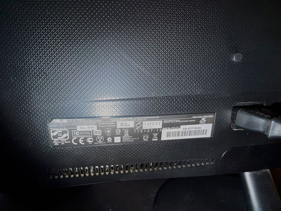 MONITOR ASUS VS228DE 21,5" FULL HD - Excelente estado