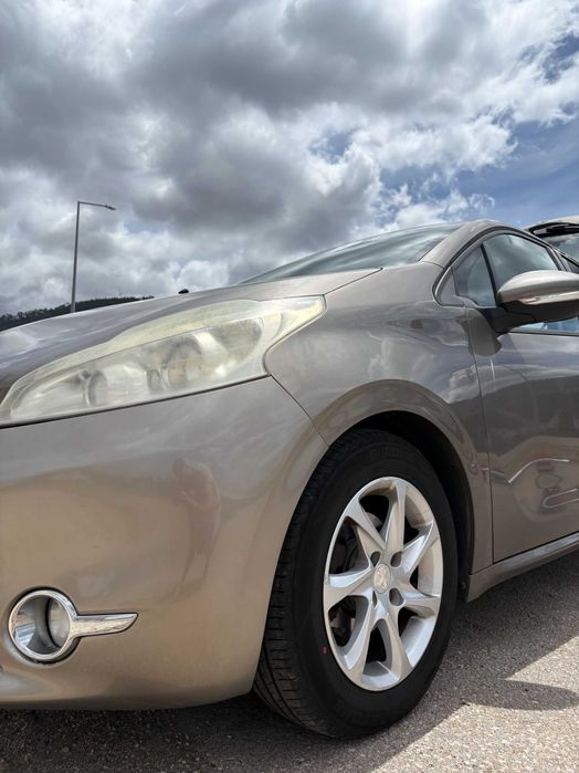 Peugeot 208 1.4 VTi Active