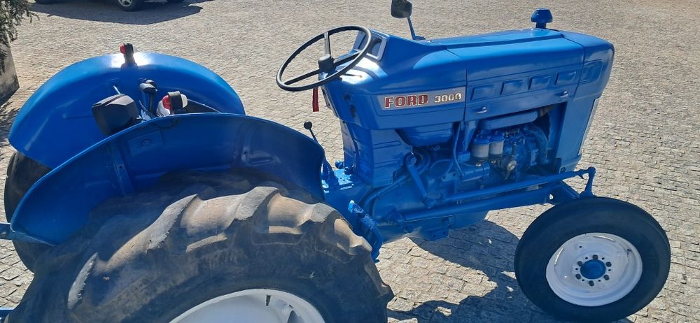 Trator Ford 3000 Super Dextra 47cv
