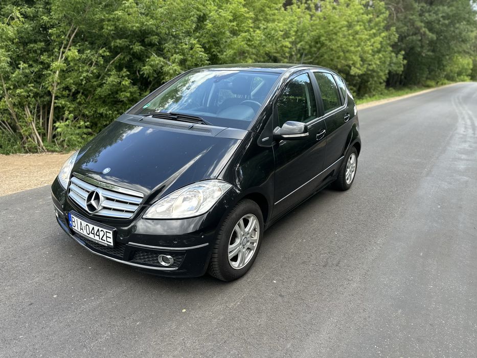 Mercedes A180 1.7 benzyna 2010, półskóra, czujniki, klima