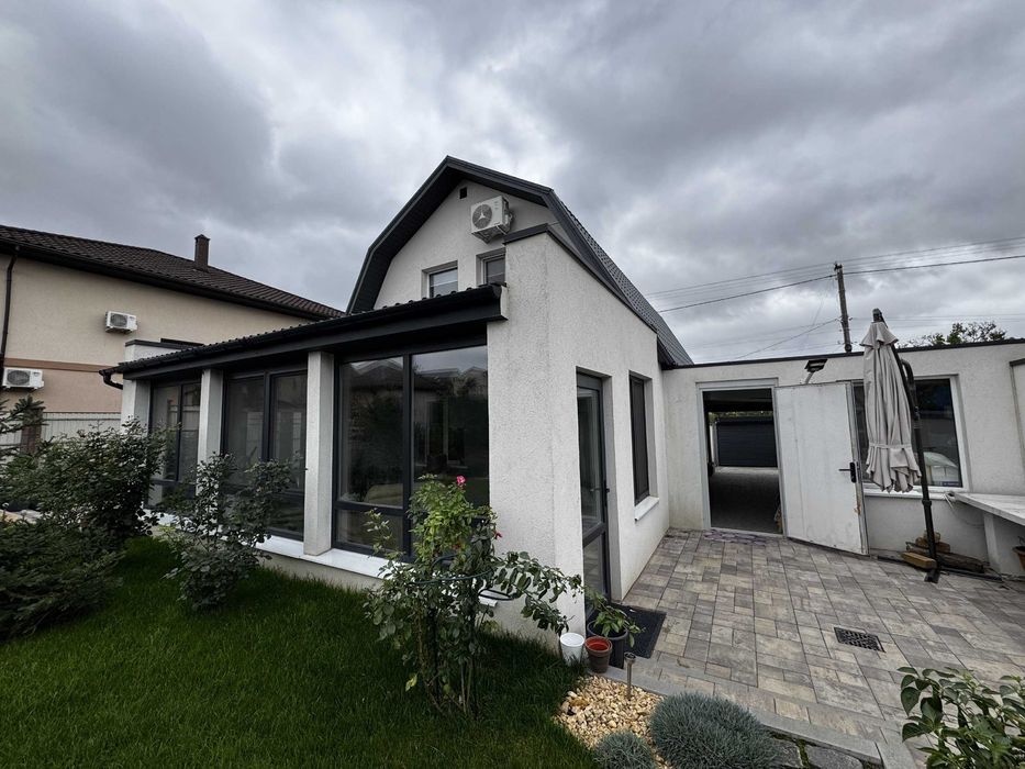 Сучасний будинок в пгт Таирове