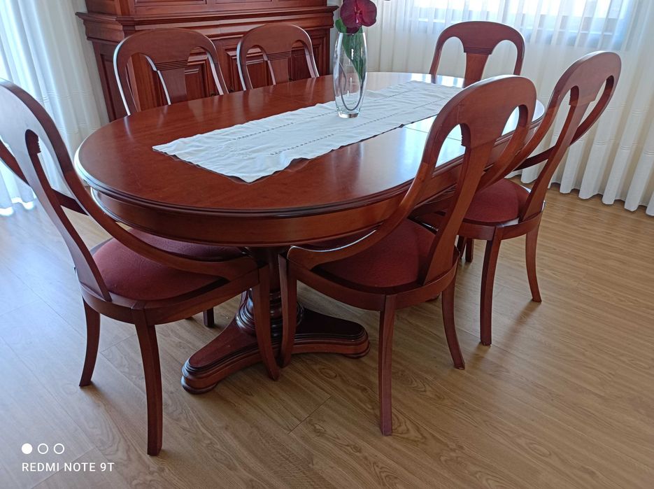Mesa extensível de sala Luís Filipe