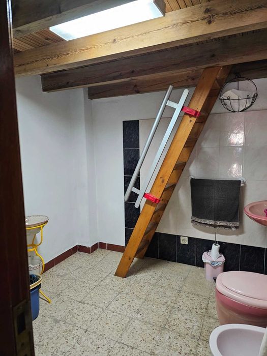 Garagem Fechada Rio de Mouro