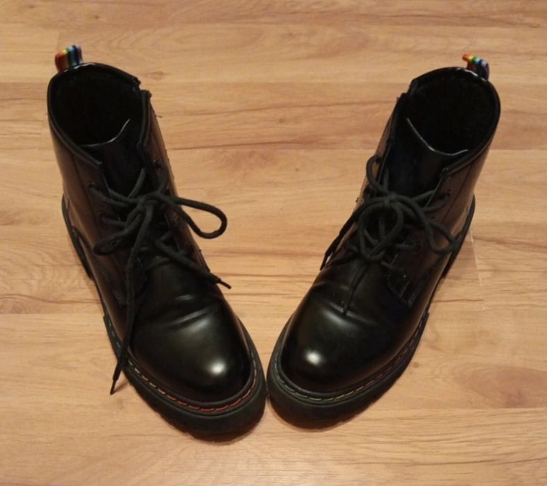Wysokie buty młodzieżowe