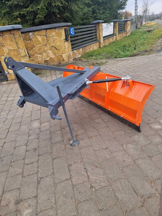 Pług do śniegu pług śnieżny Pługi PRODUCENT dostawa cały kraj Plug