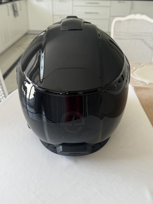 SCHUBERTH C5 Glossy Black + zintegrowany interkom Sena / SC2 – rozmiary S i M