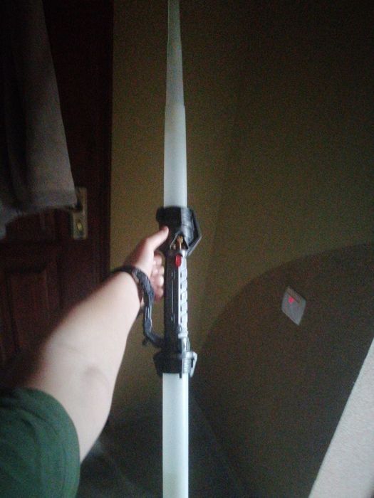 Меч іграшковий Star Wars Darksaber метч,що світиться в гарному стані