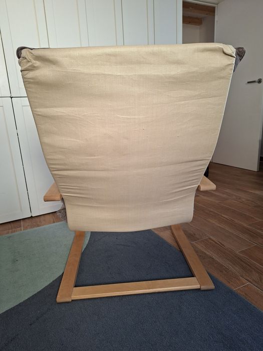 Cadeirão com dois almofadões