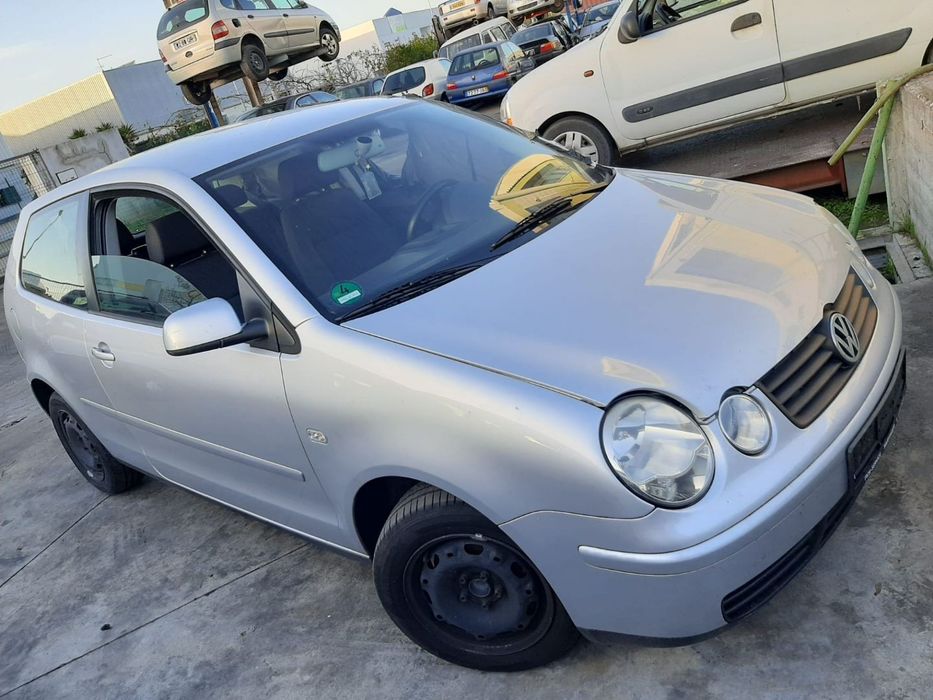 Vw Polo 1.2I De 2004 Disponível Para Peças Frente Vendida