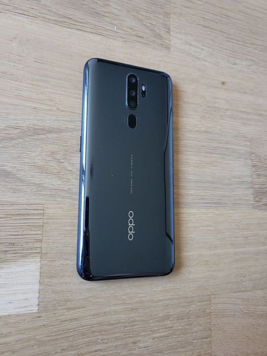 Telefon oppo A5 + obudowa