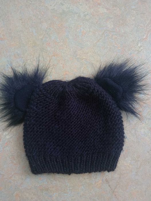 Шапки шапочки на дівчинку