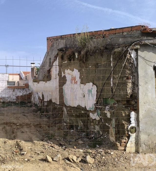 Terreno em Cuba de 55,00 m2