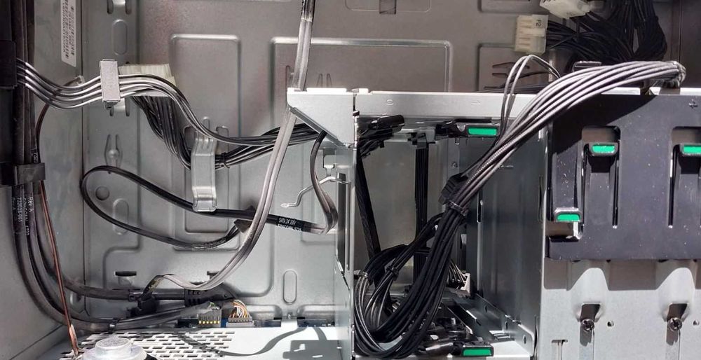 HP Z440 корпус з фронтпанел, БЖ, салазки, корпусний кулер, кабелі