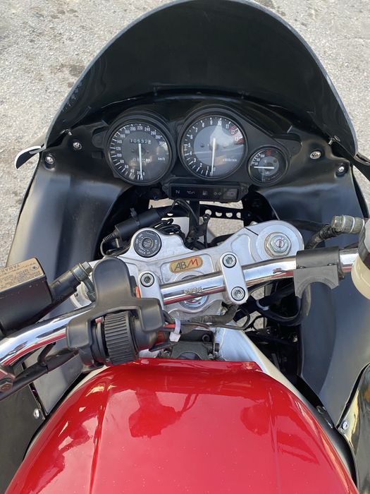 Yamaha yzf 1000r