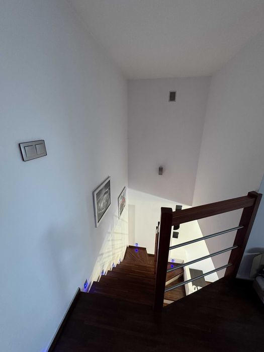 Dwupoziomowe mieszkanie 52 m² na wynajem – świetna lokalizacja, ciche osiedle - Widok 5