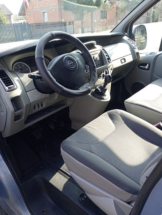 Opel Vivaro # 6 miejsc # super stan