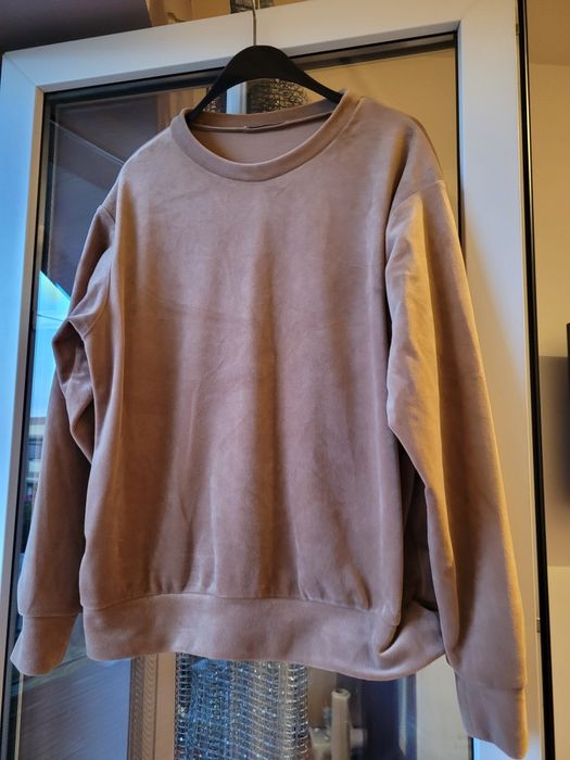 Komplet dresowy  z aksamitu  M