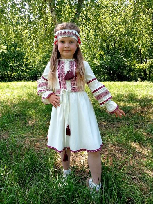 Вишиванка для дівчаток
