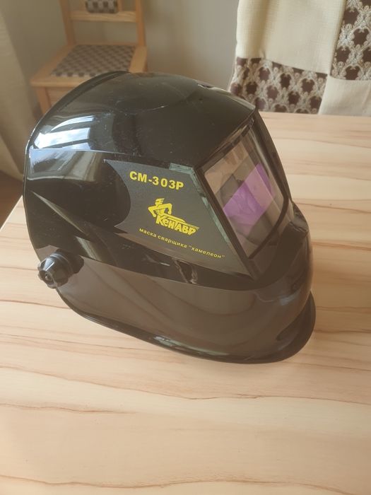 Продам маску сварщикп "хамелеон" CM-303P