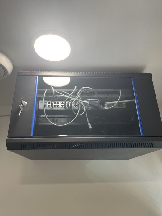 Półka do szafy serwerowej RACK 19