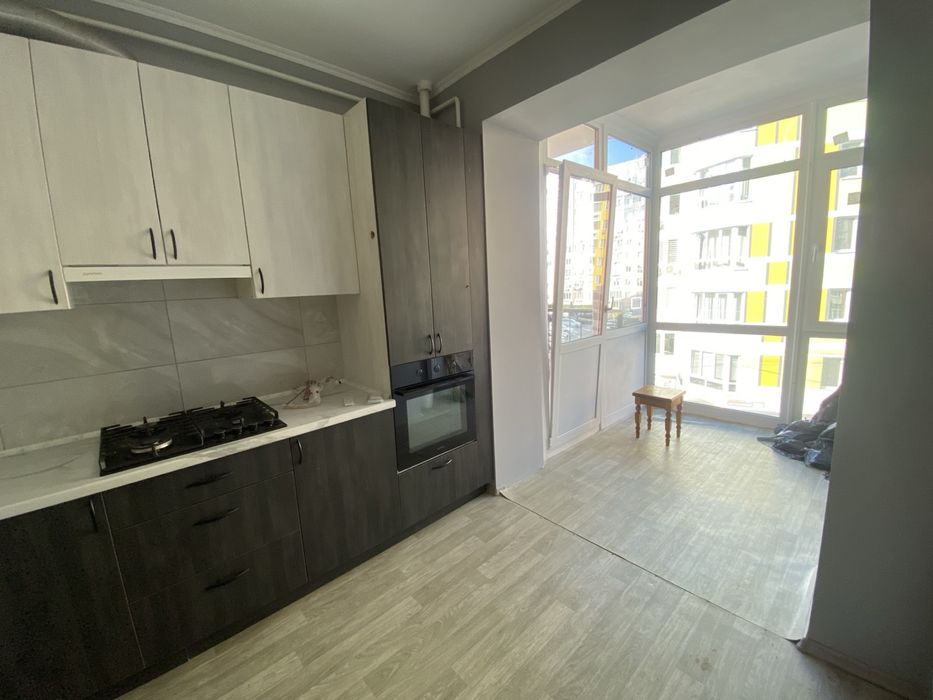 Продаж однокімнатної квартири з ремонтом, меблями, технікою!гардероб !