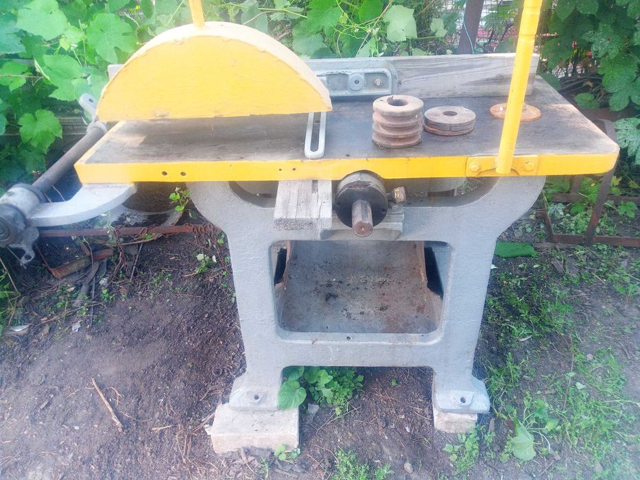 Циркулярка чугунна