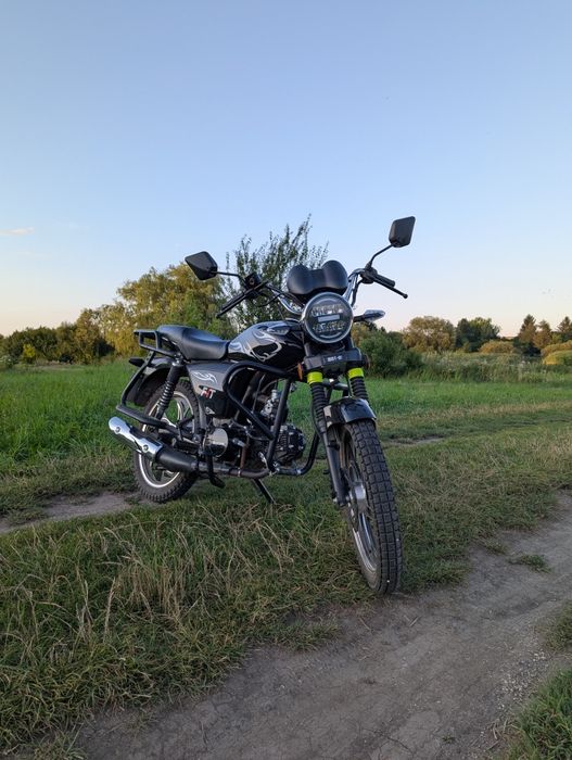 Мустанг фіт 125 (перший)