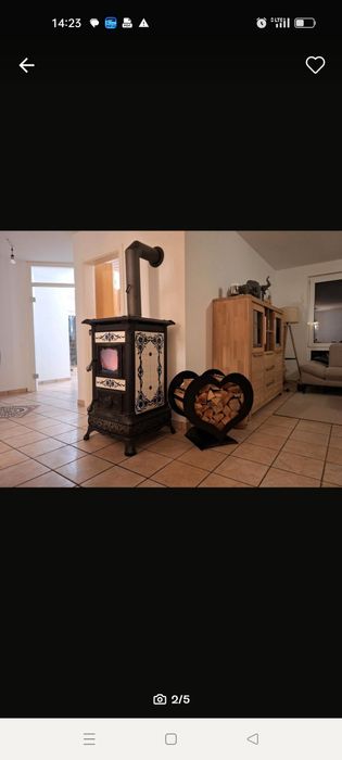 Włoski kominek kaflowy